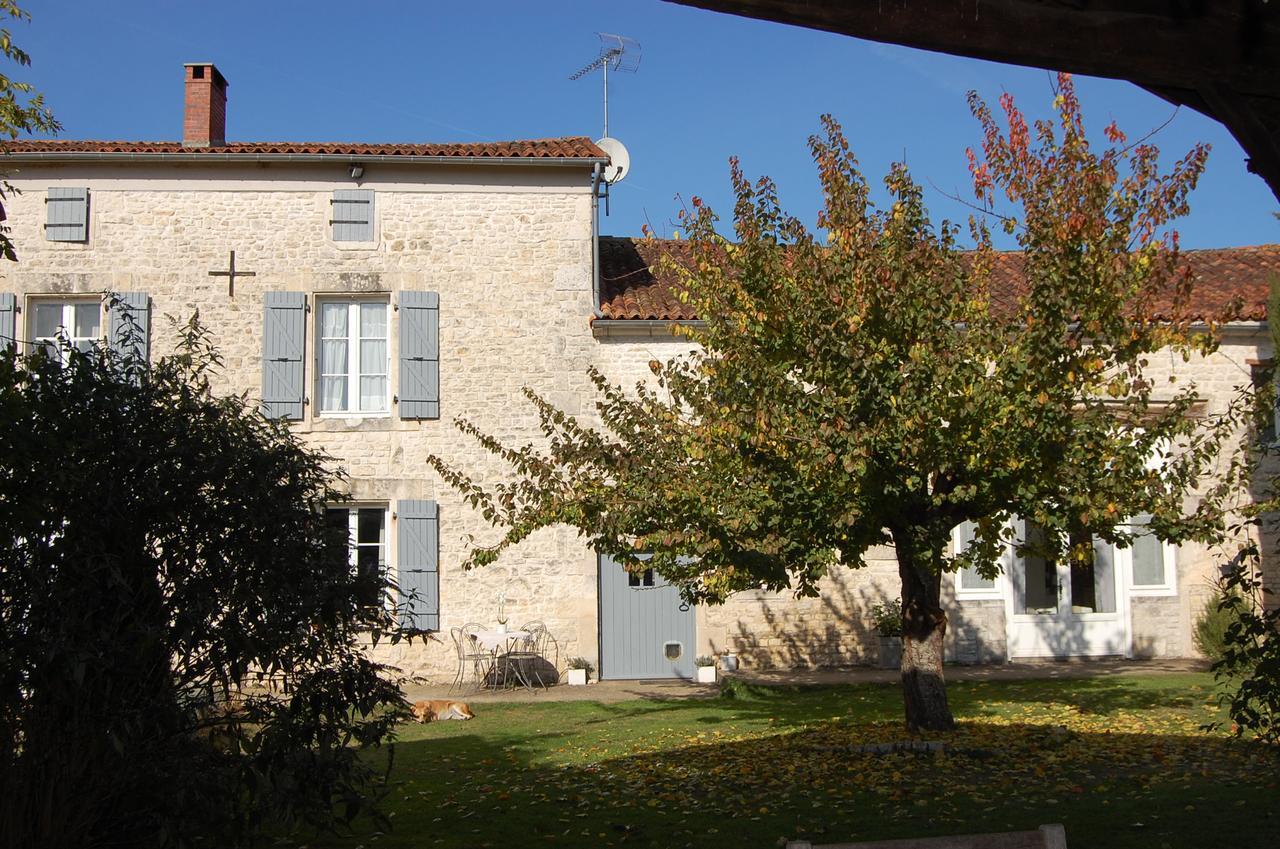 La Belle Lavande, Chambre D Hote Chenommet 外观 照片